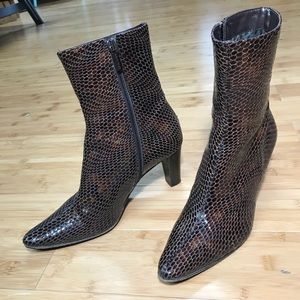 AQUATALIA Snakeskin Boots